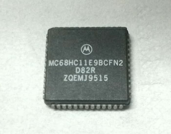 MC68HC11E9FN